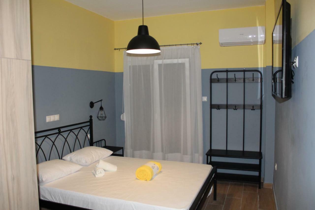 La Station Secreta Apartment Athena Bagian luar foto