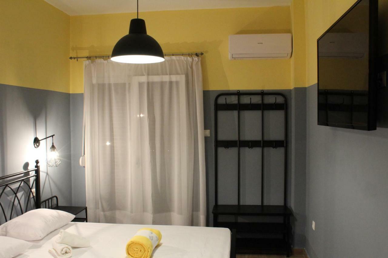 La Station Secreta Apartment Athena Bagian luar foto
