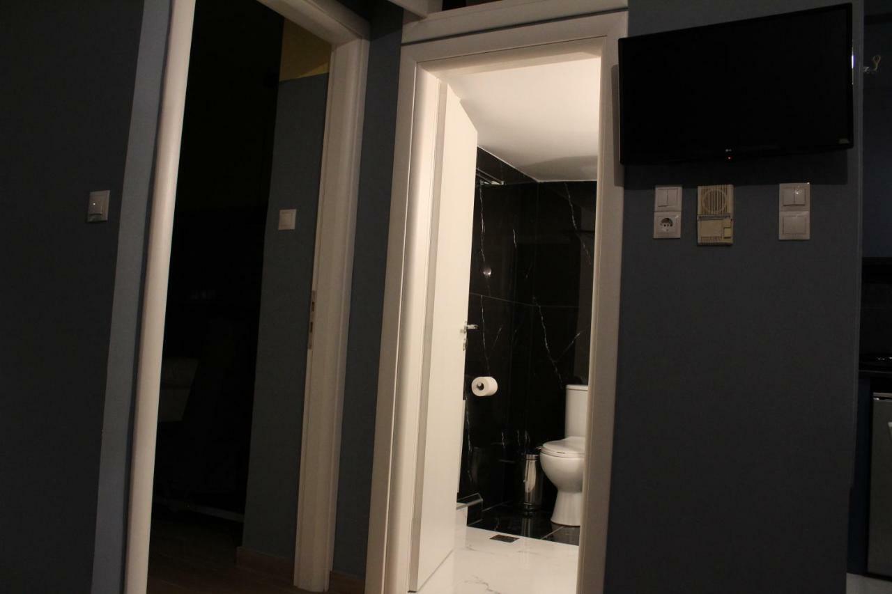 La Station Secreta Apartment Athena Bagian luar foto